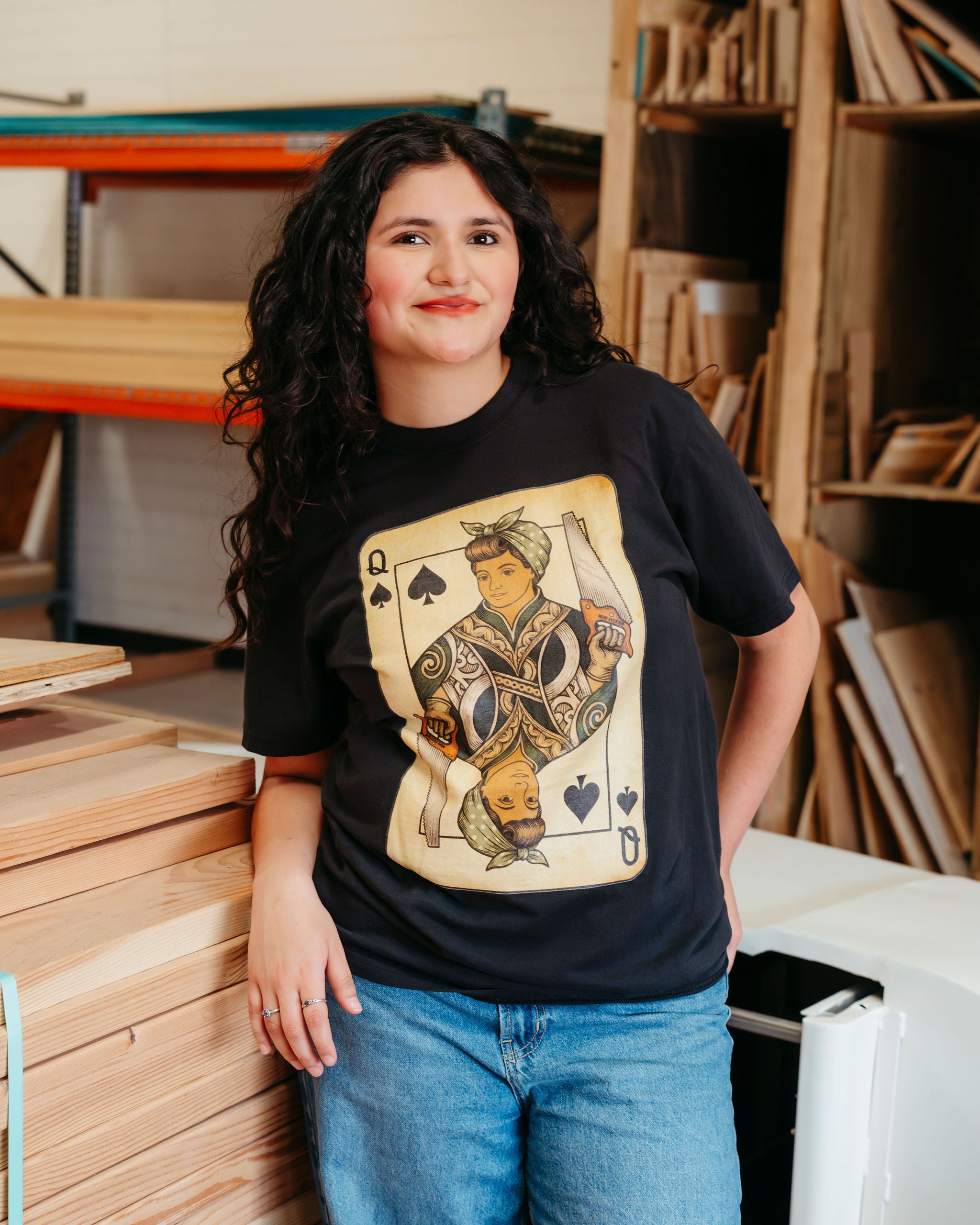 Queen of the Cut Tee